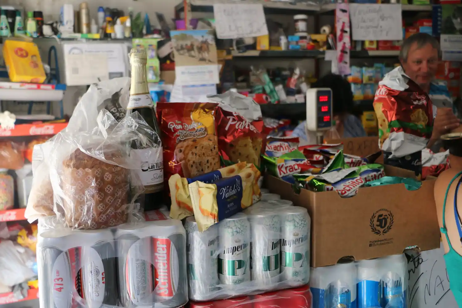 "El retorno del IVA se hará sentir en el precio de los productos de la canasta básica"