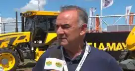 Pauny deslumbró con un tractor de última generación

