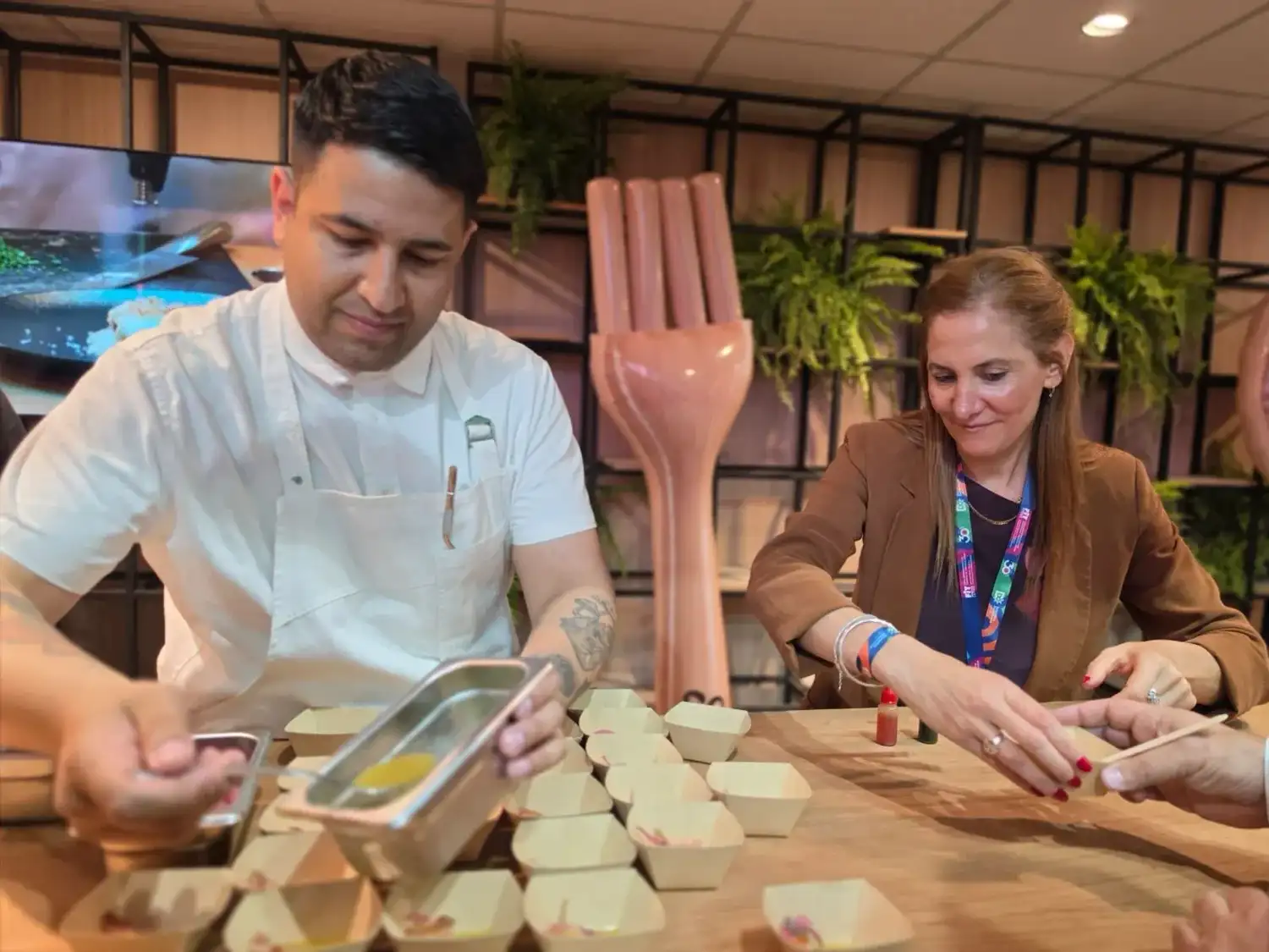 Santa Fe cerró su participación en la FIT con el impulso de los Juegos Suramericanos y su oferta gastronómica - 3