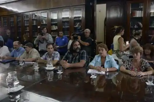 Apartamiento de docentes suplentes: FUD advierte que es una decisión «unilateral»