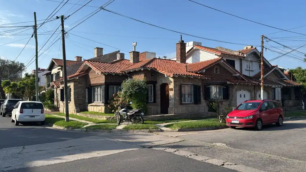 Un jubilado le pegó dos disparos al delincuente