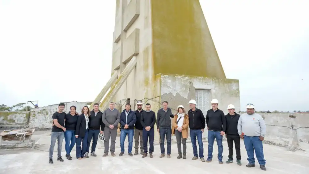 Katopodis anunció la restauración de la municipalidad, el matadero y la plaza de Guaminí, obras de Salamone.