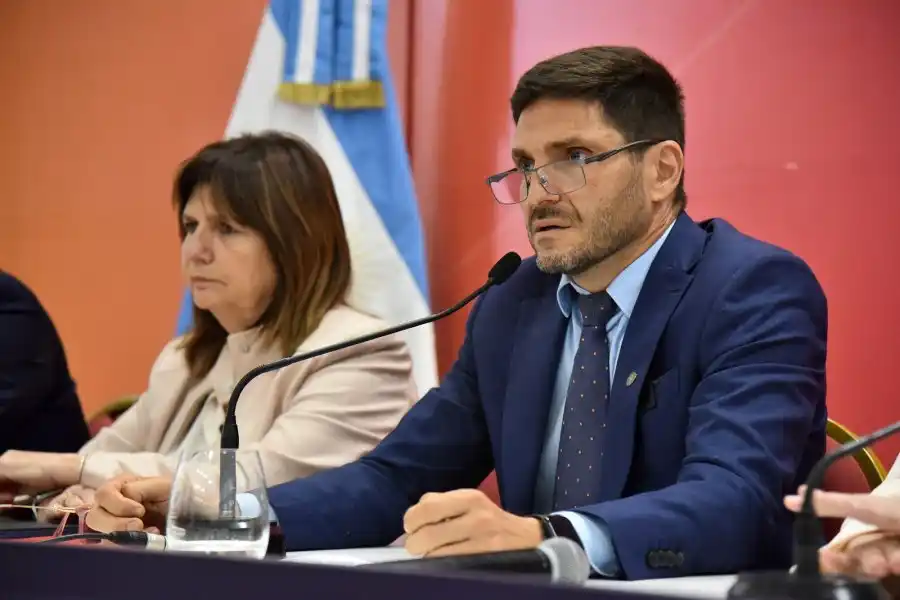 Llegan a Rosario 450 efectivos federales