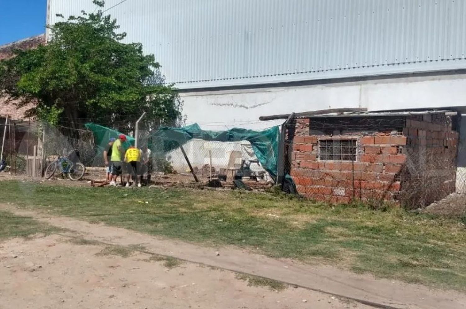 Frenaron una usurpación de terrenos en barrio Barranquitas