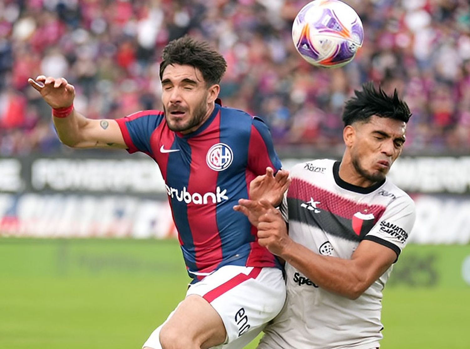 San Lorenzo empató y cedió terreno