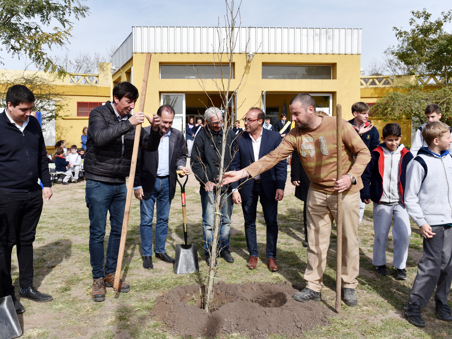 Maristas plantará 435 árboles  para reforestar su “bosque” arrasado por el temporal 