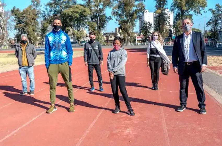 Javkin visitó a atletas rosarinos que participarán en los Juegos Paralímpicos de Tokio