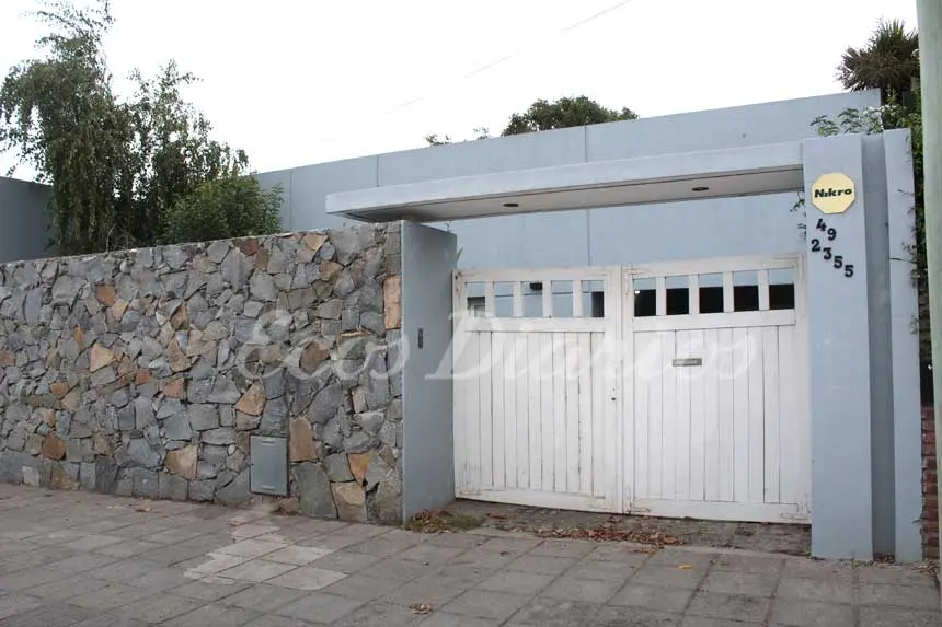 Otro violento robo de “la banda de los precintos” que complicará a la Justicia