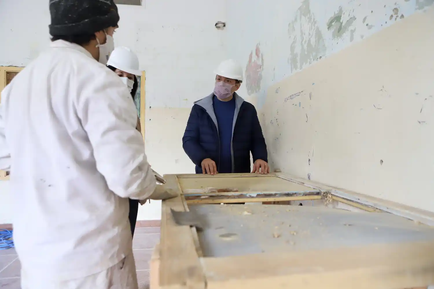 Esteban Echeverría: Gray supervisó el inicio de tercera etapa de obras del Hogar Escuela "Evita"