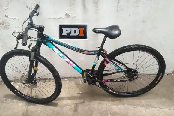 La policía allanó un domicilio y encontraron objetos robados