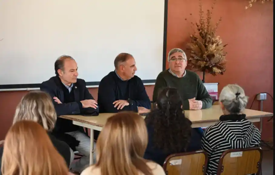 Javier Rodríguez presentó una agenda de trabajo conjunta con el INTA.