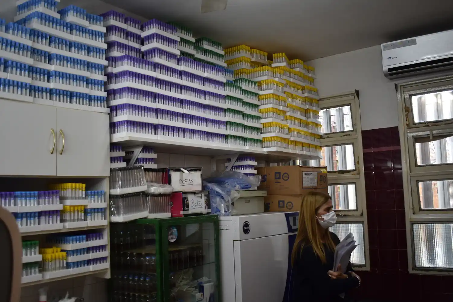 Restablecen el servicio de laboratorio del Hospital