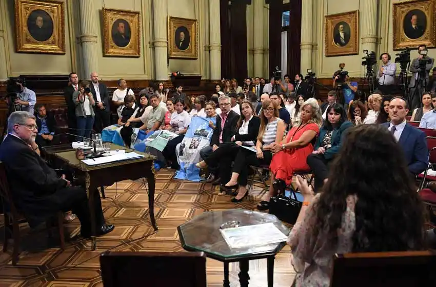 Sacnun: “Debemos saber la verdad acerca del Ara San Juan”