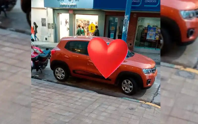 Queja: “Así estacionan en el Banco Provincia”