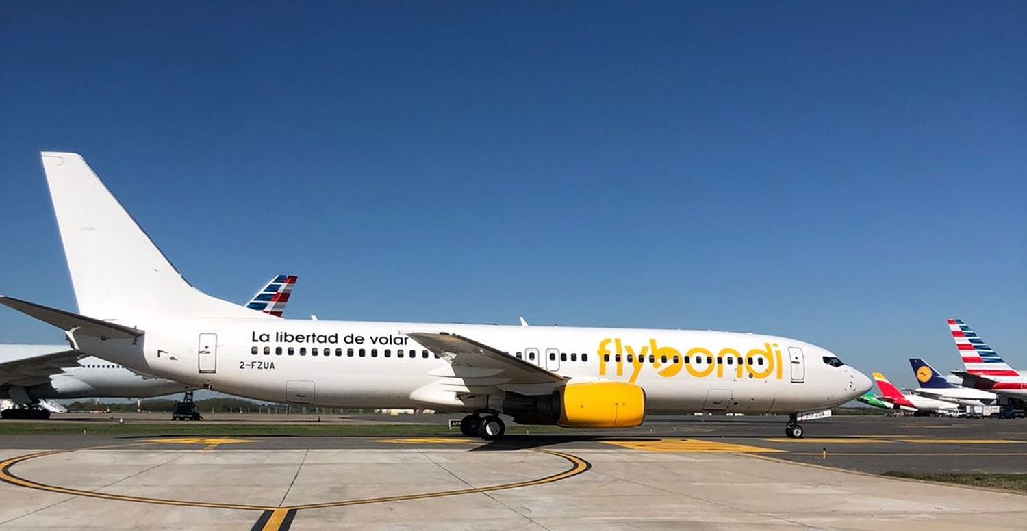 Y con el LV-KJF son 15: llegó al aeropuerto de Ezeiza el nuevo Boeing 737 de Flybondi