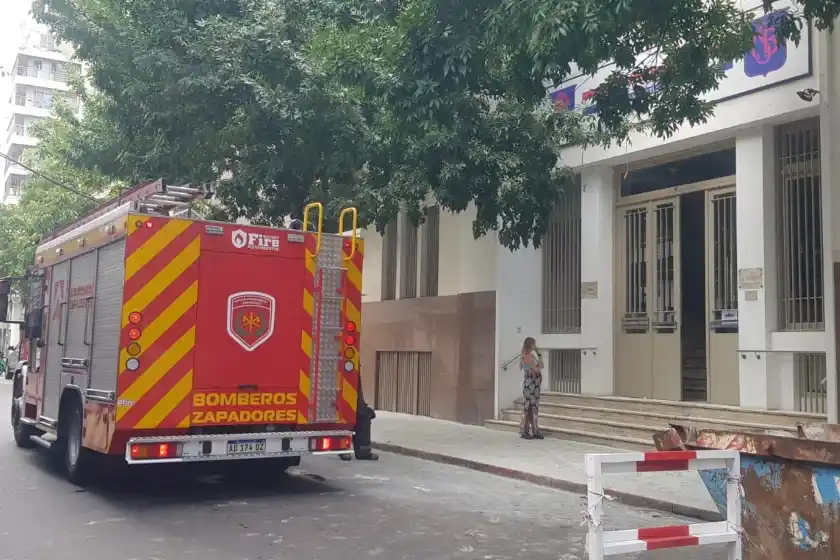 Evacuaron el colegio San Bartolomé por un principio de incendio