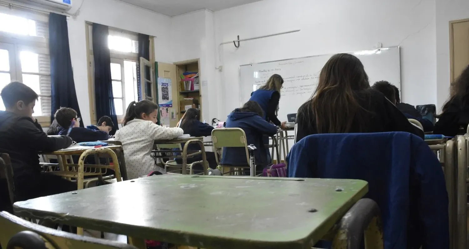 Nueve de cada 10 argentinos piensan que los docentes deben ser evaluados cada año