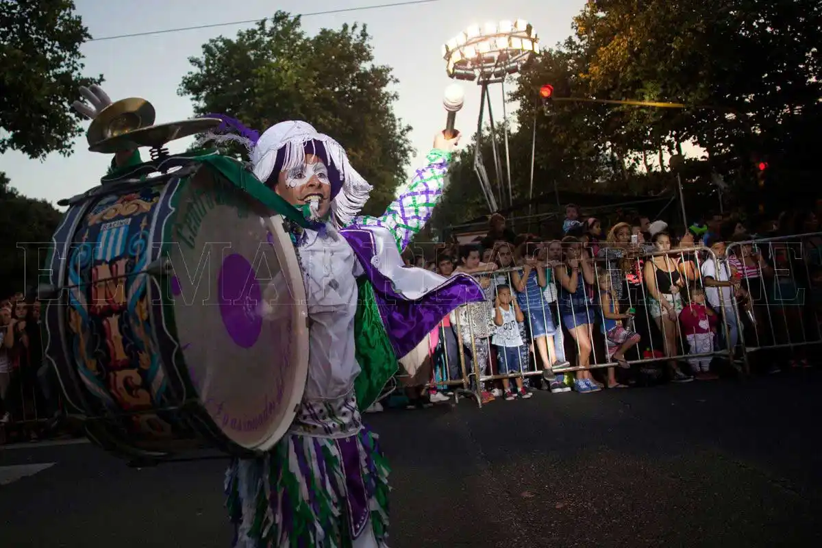 Restringirán el tránsito en Luro por el desfile murgas y comparsas