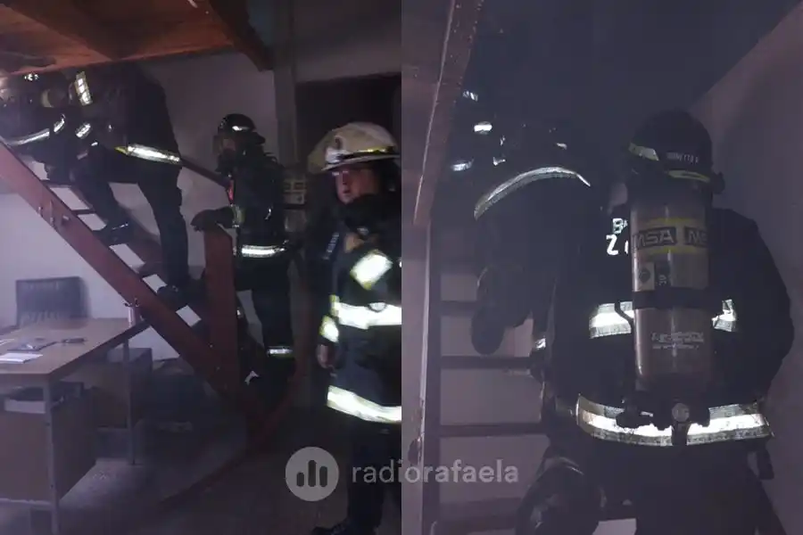 Policías, Bomberos y corte de tránsito en la Jefatura de la ciudad: los detalles de lo ocurrido