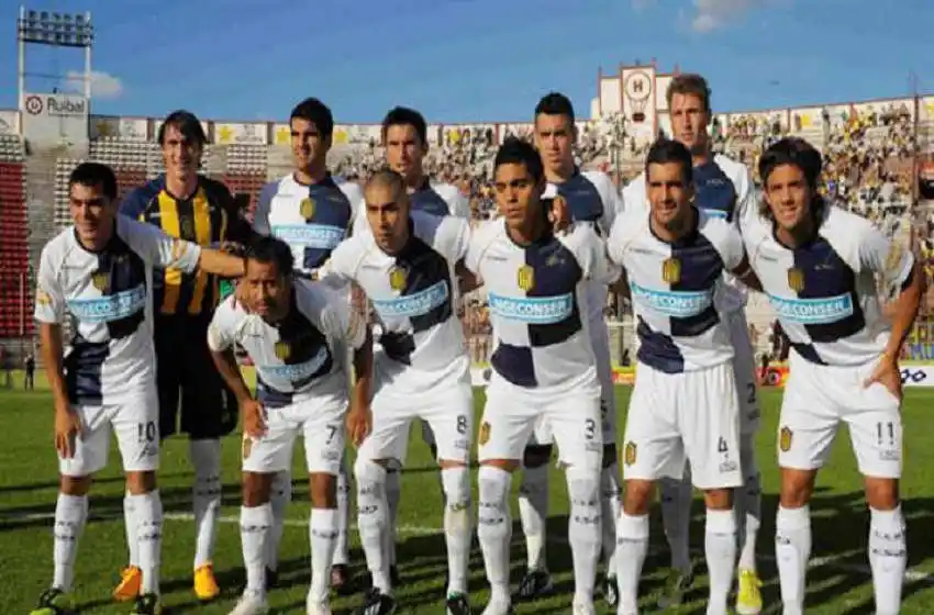 Central no repetía equipo en tres partidos consecutivos desde 2013