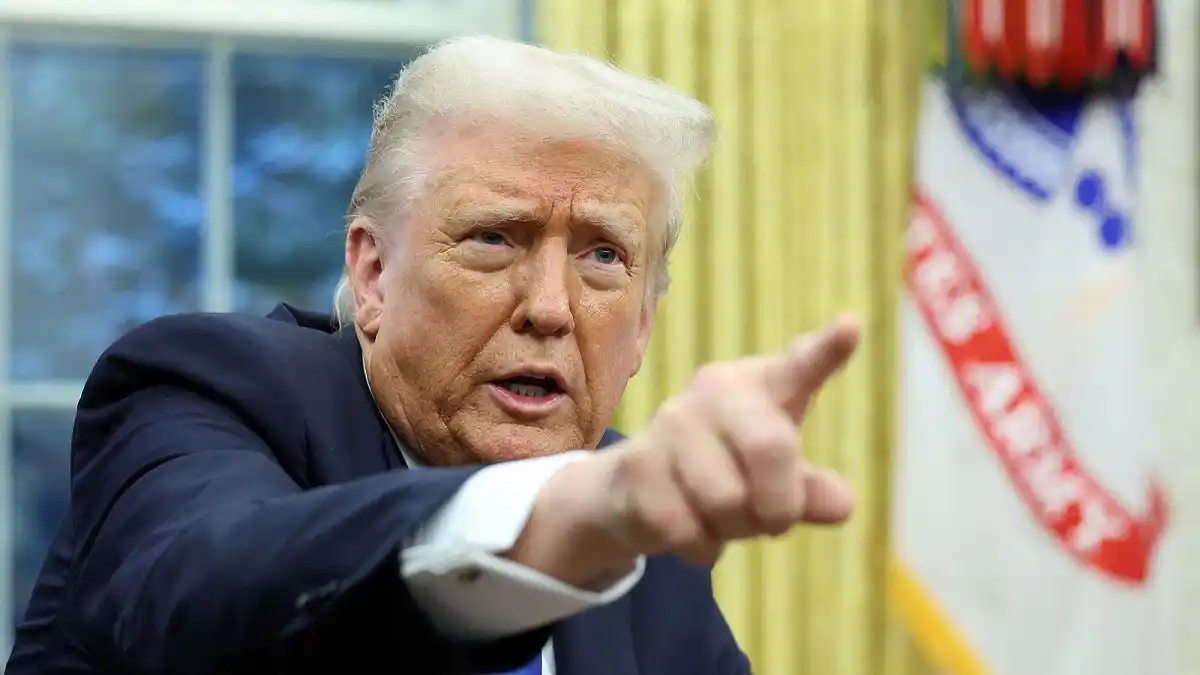 ¡TIERRA ARRASADA! Entran en vigencia nuevos aranceles de Trump  y crecen temores de otro «DÍA NEGRO»