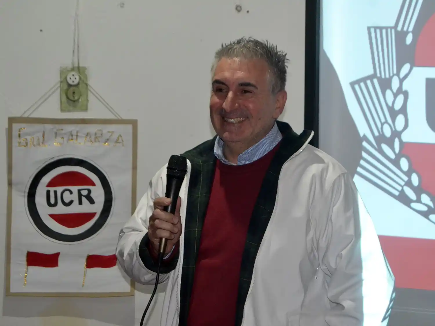 Sentido homenaje a Adolfo “Cacho” Arnaudín en la sede radical de General Galarza