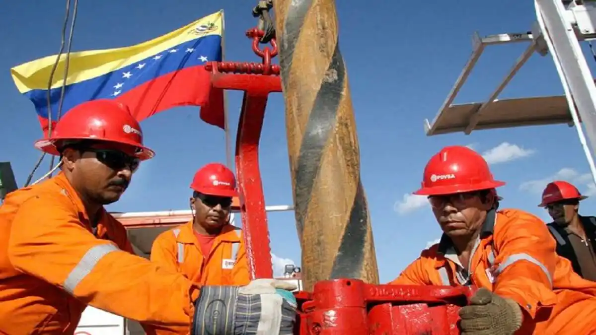 SIGAN EL EJEMPLO QUE CHEVRON DA: esto paga el gigante petrolero de EE.UU. a sus trabajadores en Venezuela