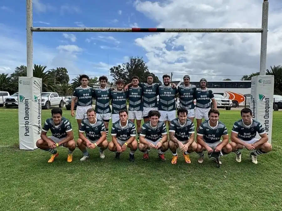 Los Cardos entrenaron y disputaron amistosos en el Club Náutico