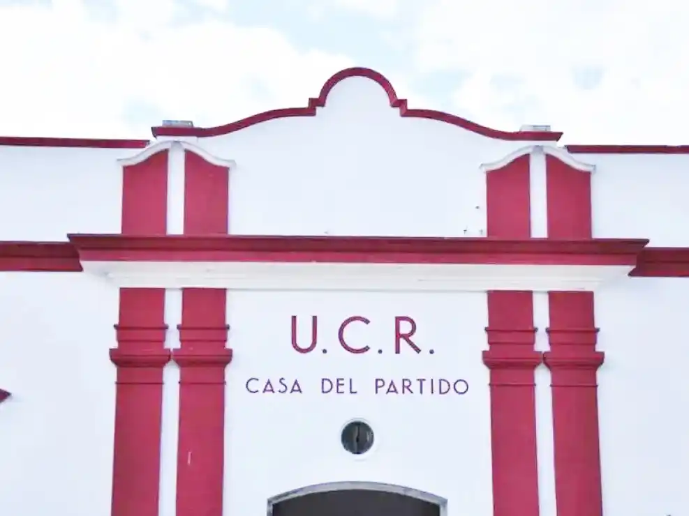 La UCR manifestó su respaldo a la gestión del intendente Azcué y su equipo de gobierno