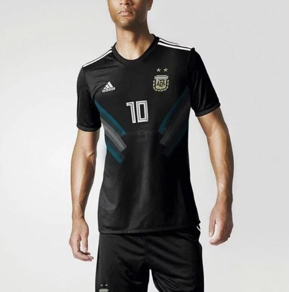 Messi presentó la camiseta que la Selección usará en Rusia 2018