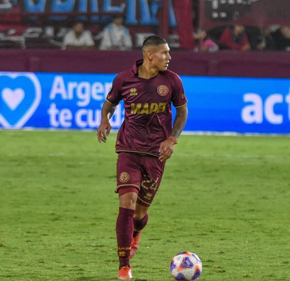 Defensa y Lanús salen a la cancha de visitantes