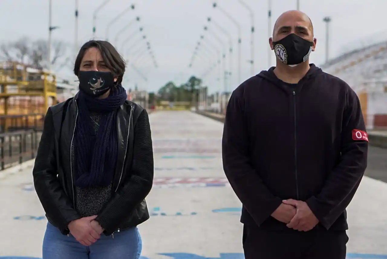 Ingrid y Luis, los bomberos de Gualeguaychú que combatieron el fuego en islas del Río Paraná 