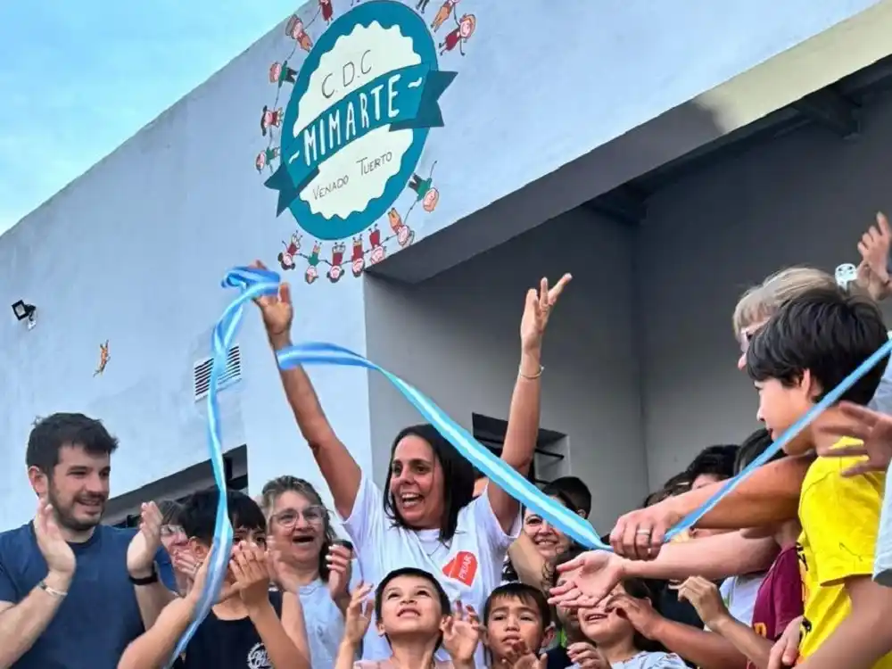 Gran emoción en la inauguración de un sueño cumplido para la comunidad de Mimarte. Foto: Gentileza.