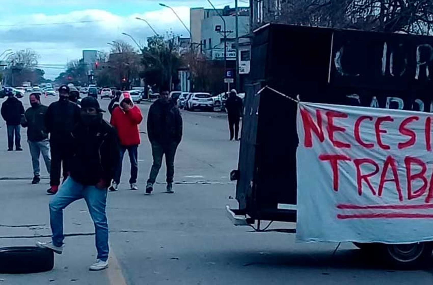 Choripaneros amenazan con acampar en la municipalidad