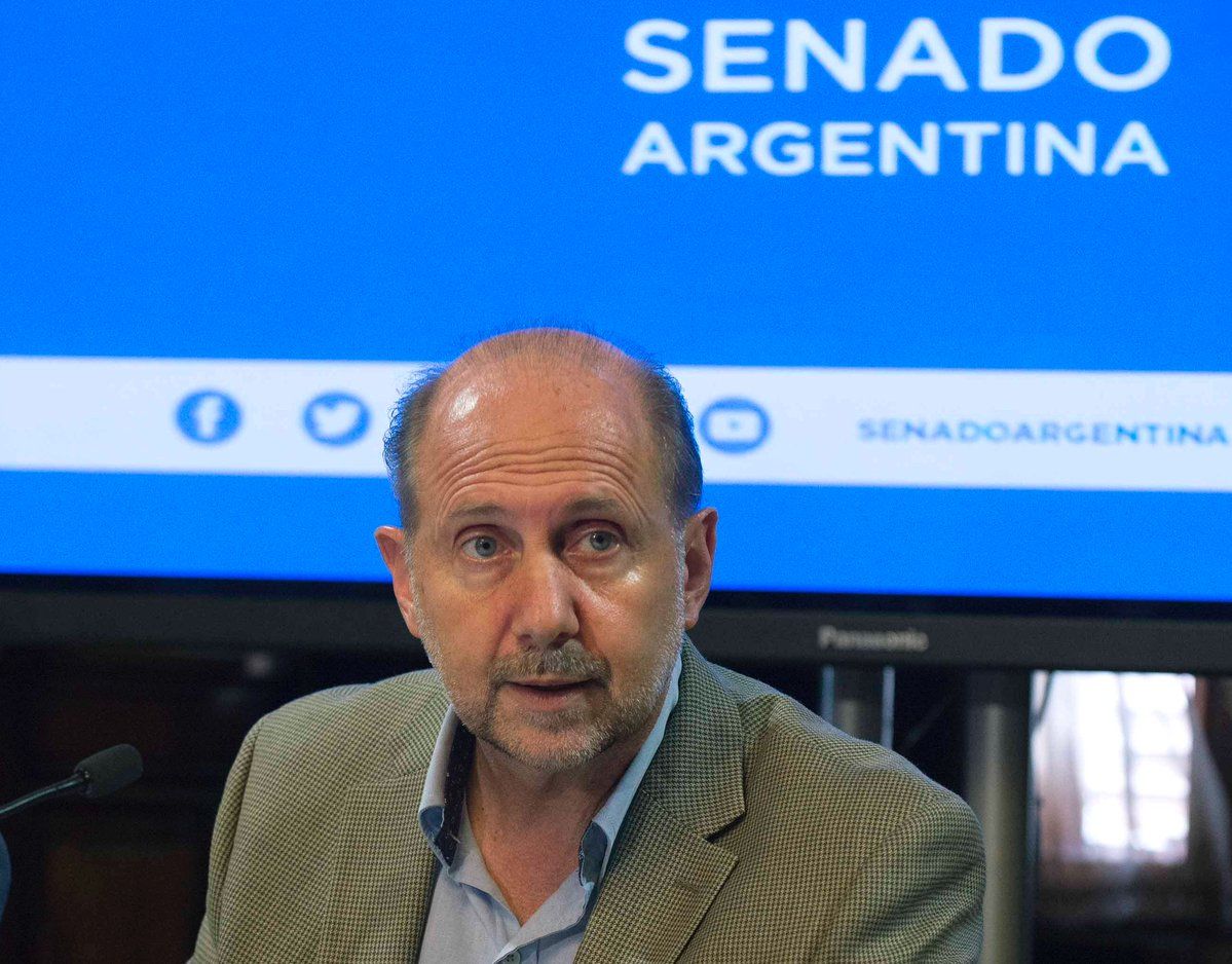 Perotti le reclamó a Peña fondos por inundaciones