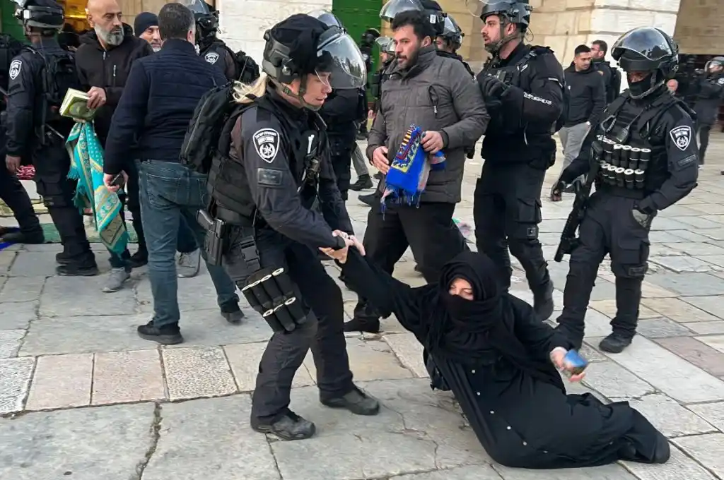 Enfrentamientos en Israel: detuvieron más de 350 palestinos en la mezquita Al Aqsa de Jerusalén
