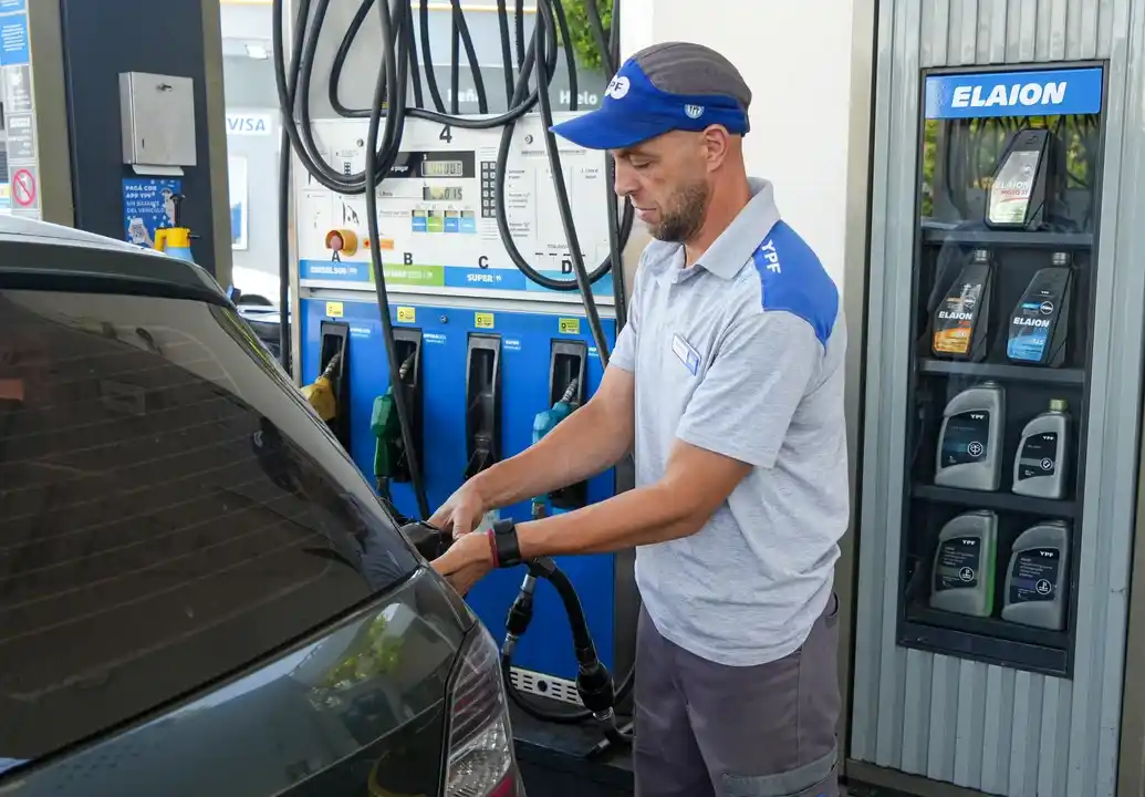 Cuánto será el aumento de súper en YPF de abril
