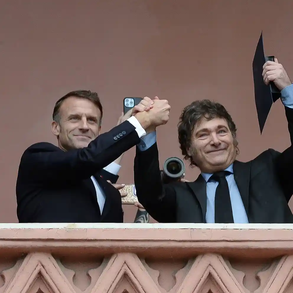 Tras reunirse con Emmanuel Macron, Javier Milei partió rumbo a Brasil para participar del G20