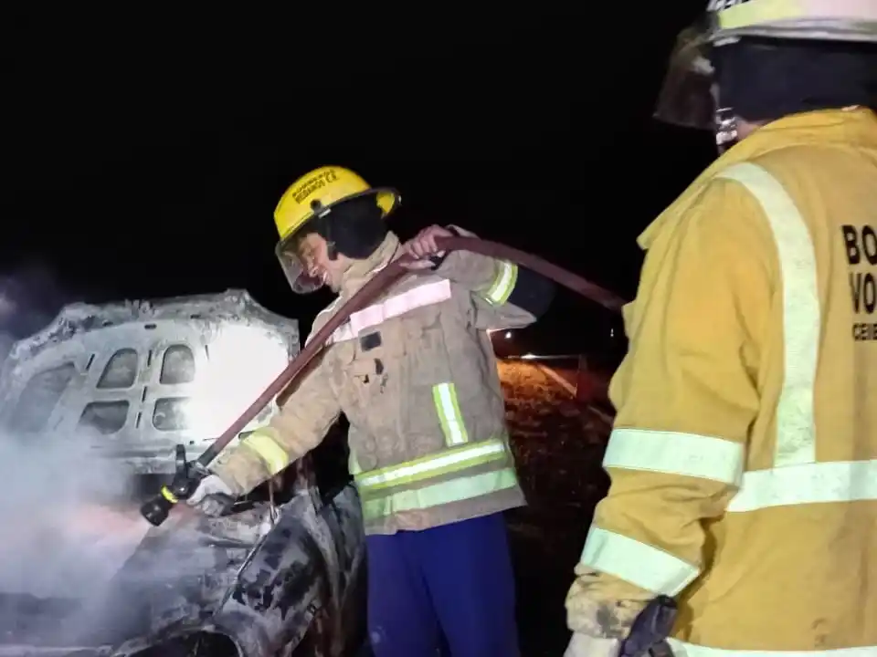 BOMBEROS VOLUNTARIOS CEIBAS - 1