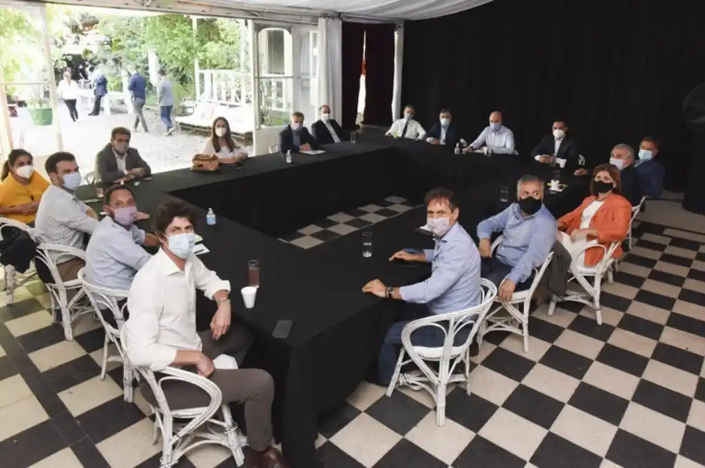 La oposición pide que se deje sin efecto el cierre del fronteras