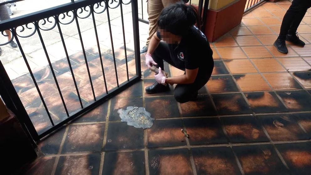 Rosario: tiraron una molotov a una iglesia y dejaron una nota para pedir la liberación de un narco
