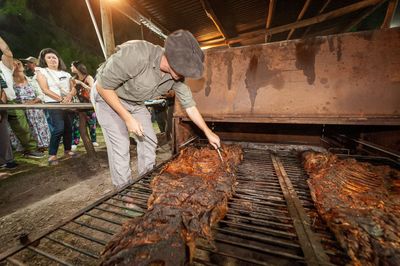Fiesta Nacional del Asado con Cuero  en  noviembre