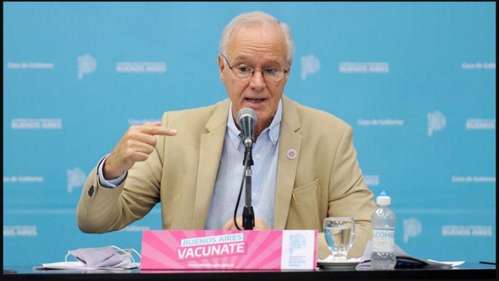 Gollan se refirió a los motivos por los que prohibieron la venta de test en farmacias