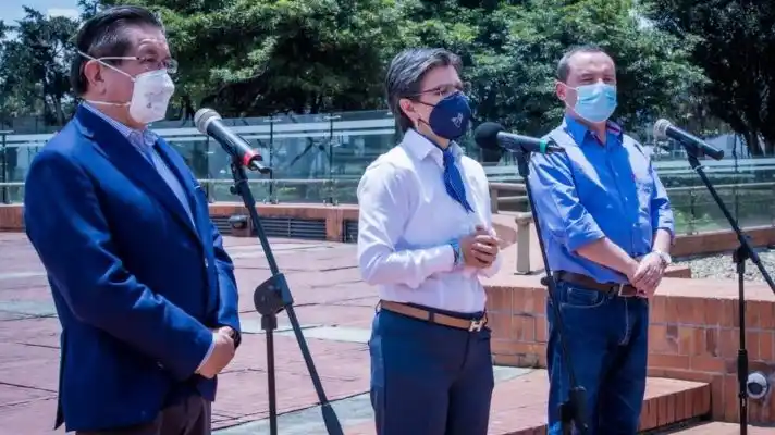 Hospitales COLAPSADOS por COVID-19 y heridos de protestas: suspenden celebración del Día de La Madre en Bogotá