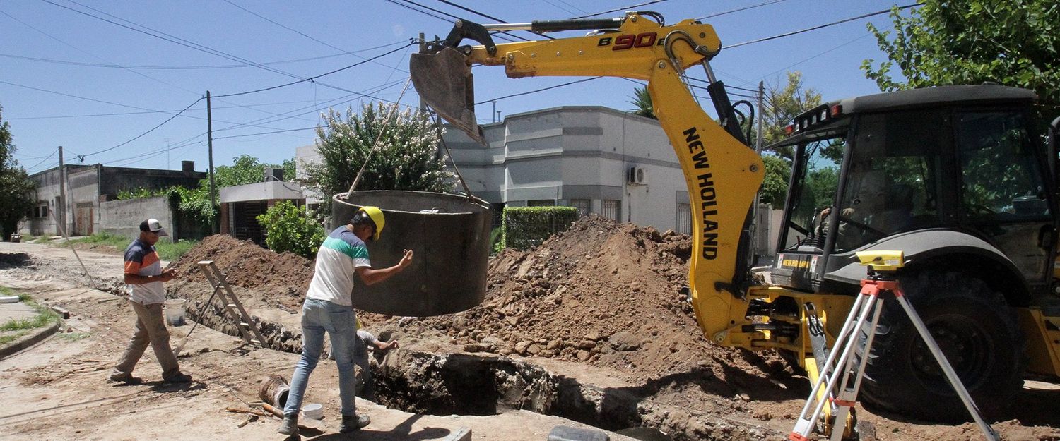 El colector Quirós tiene un avance del 35 %