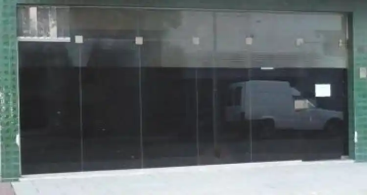 Denuncian un ciber que funcionaria como  casa clandestina de juegos