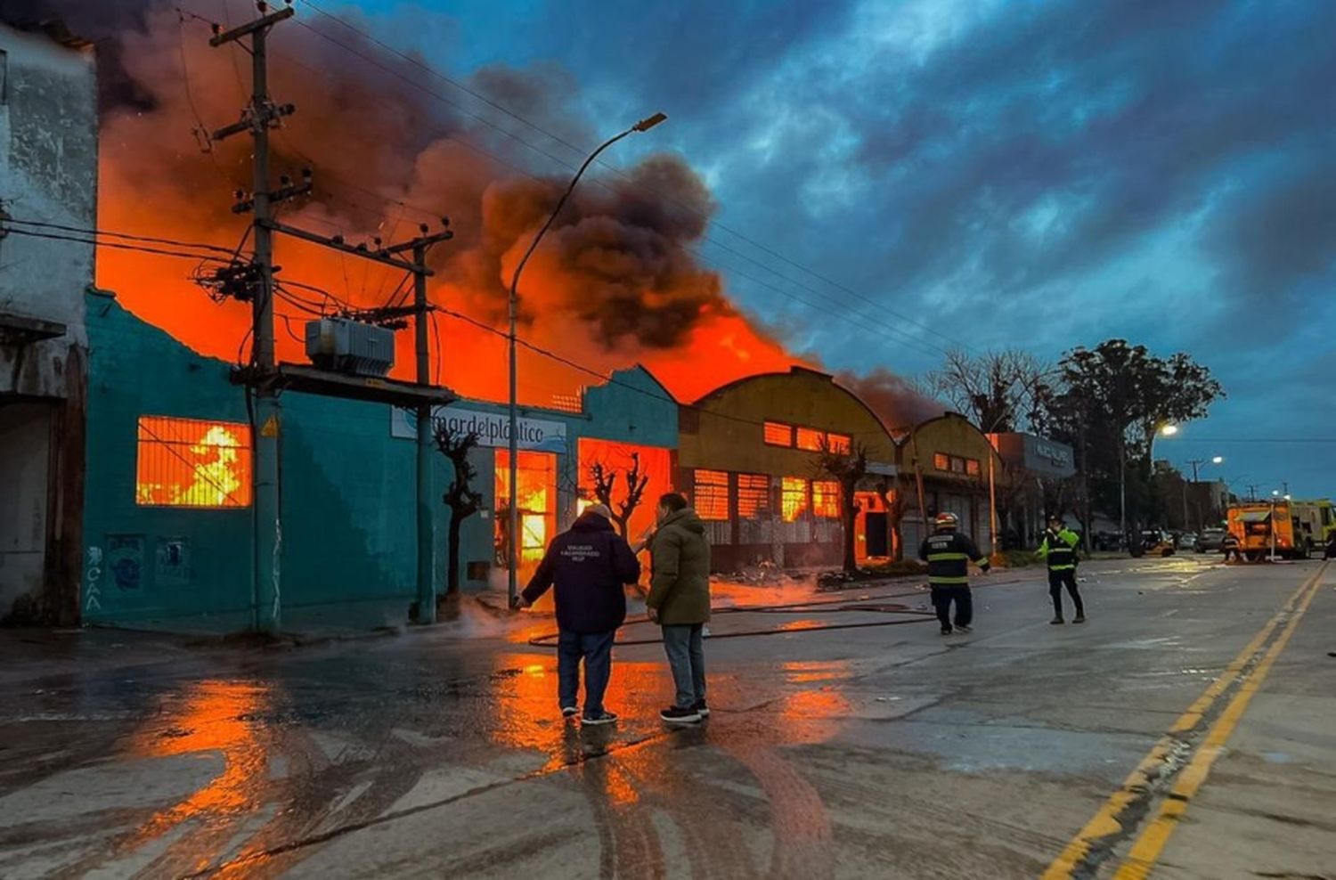 Afirman que durante el incendio en Juan B. Justo, "hubo muchos robos"