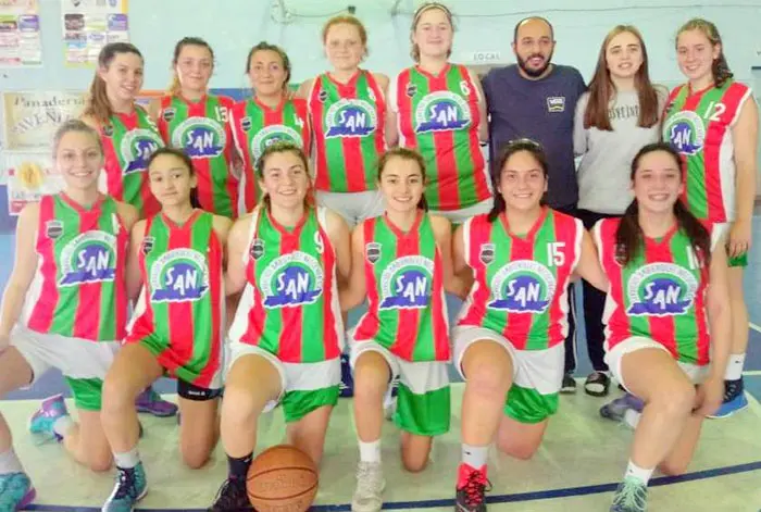 Las “Vasquitas” arrasaron en el torneo U13 Regional de Zona IV