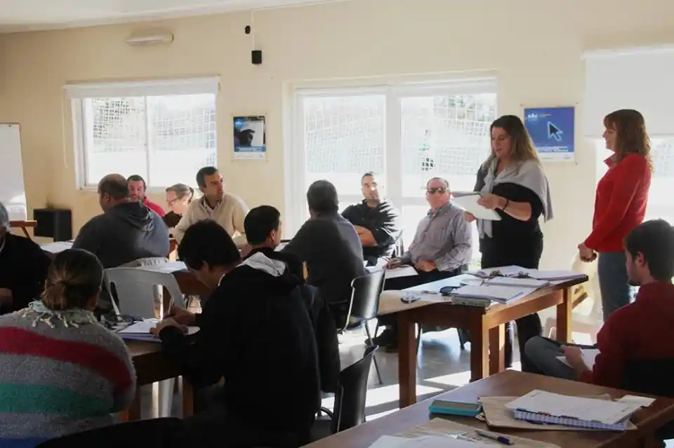 Comenzó el taller Empretec