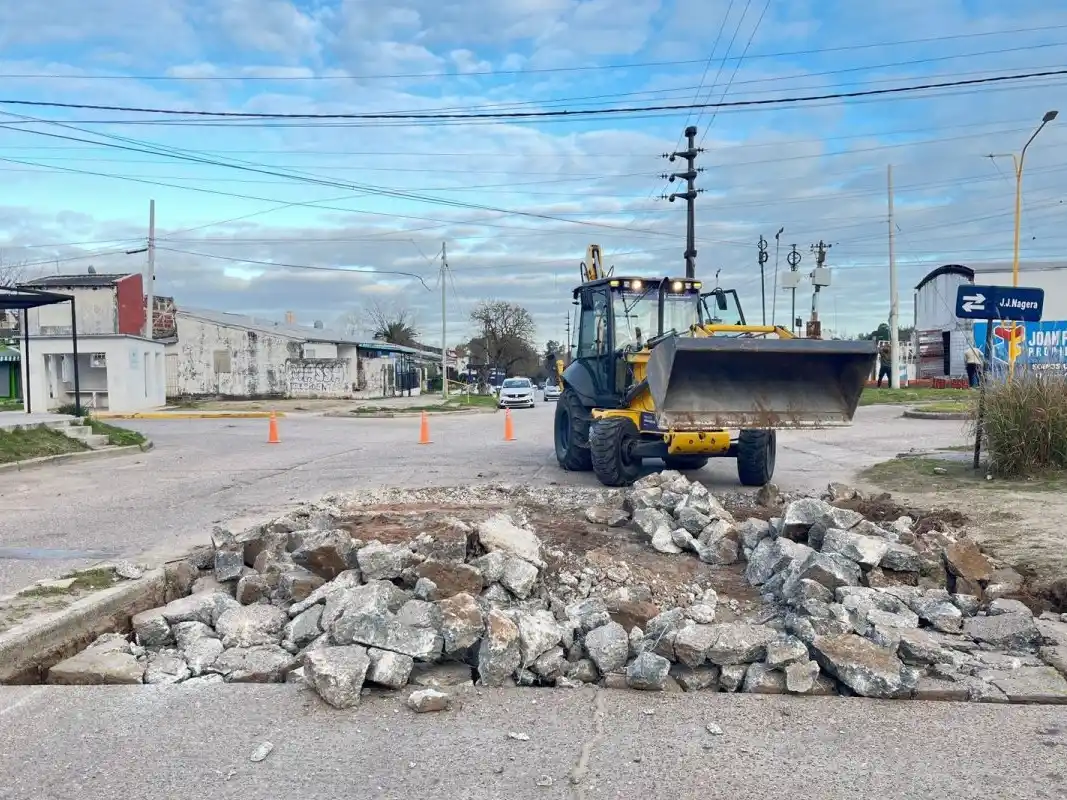 Bacheo: una importante esquina de la zona oeste permanecerá cortada por una semana